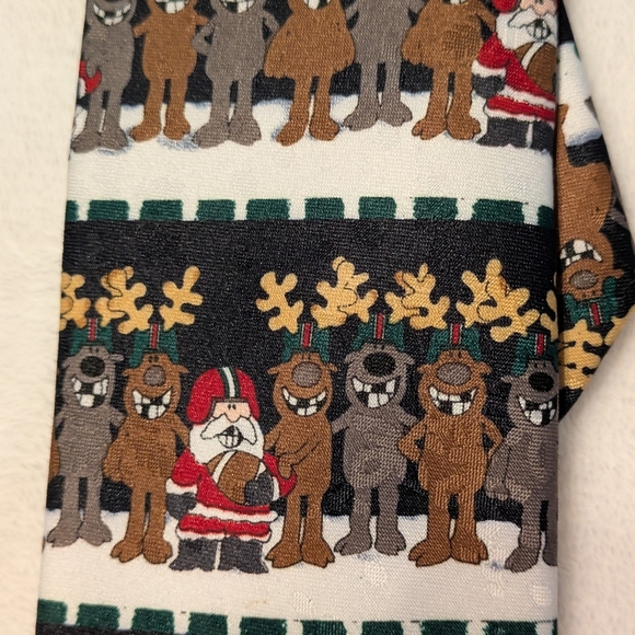 Festive Santa and Reindeer Clip on Tie - Picture 1 of 5